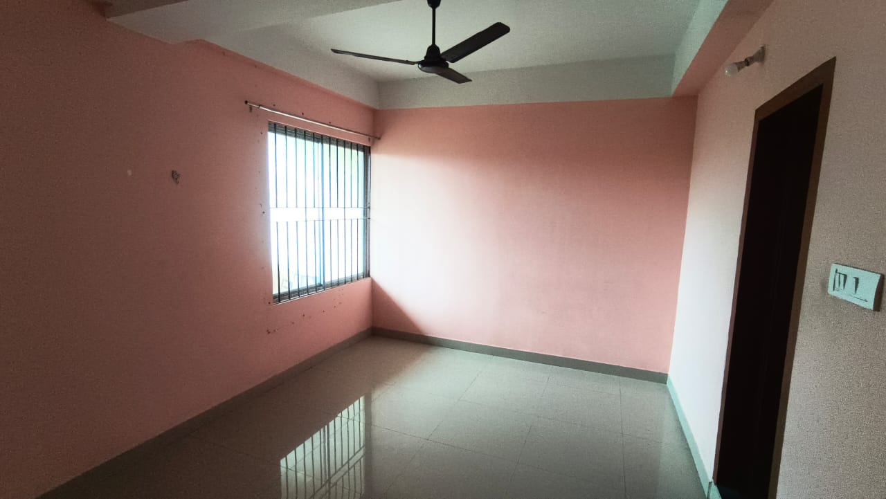 Unfurnished 3bhk in Natun Path, Hatigaon, Guwahati, Assam, India for Rent
